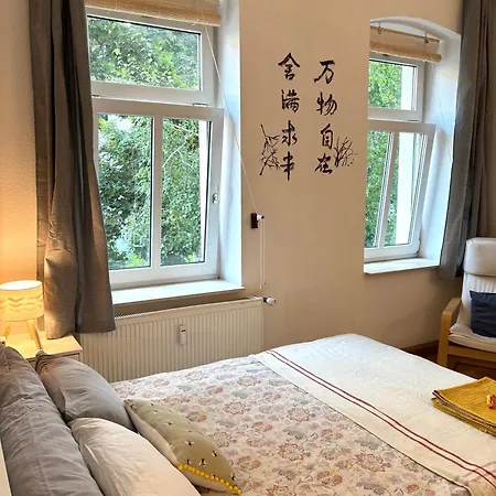 Zentrales Kulturapartment Mit Komfort & Kunst *